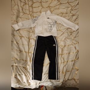 Kids clothes